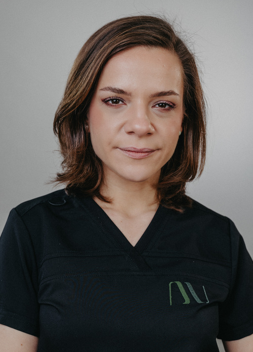 Dr. Oana Curean